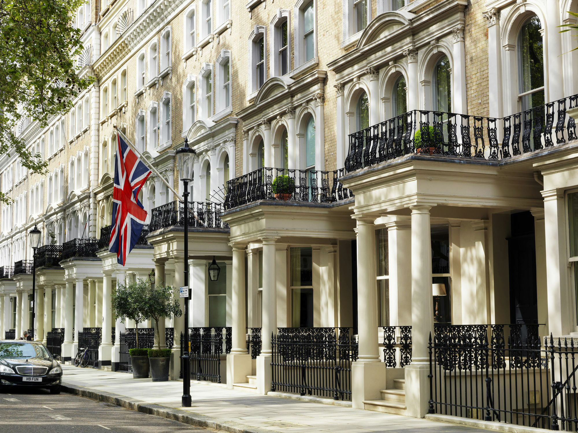Knightsbridge Hotel, Firmdale Hotel