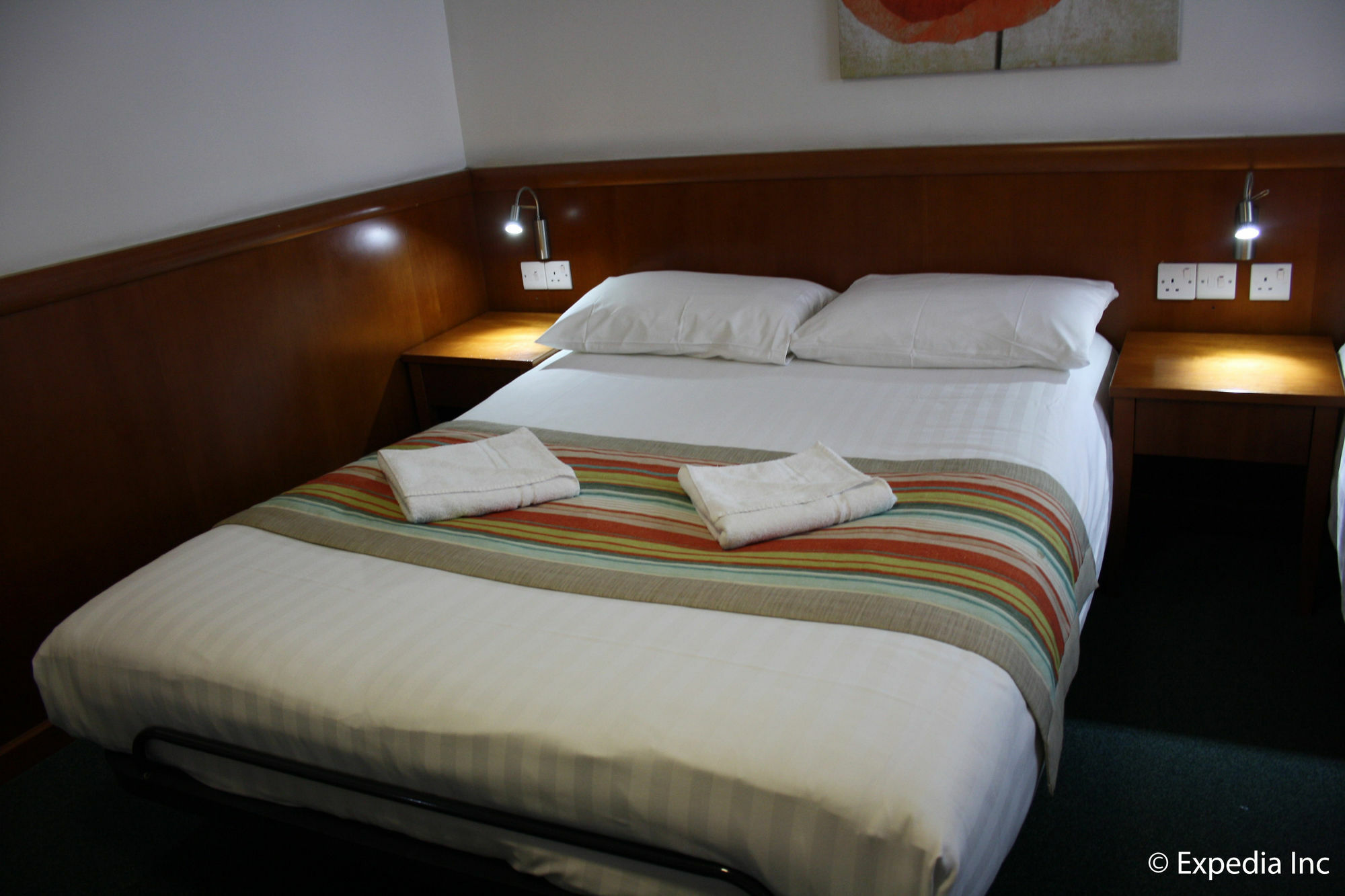 Howard Winchester Hotel
