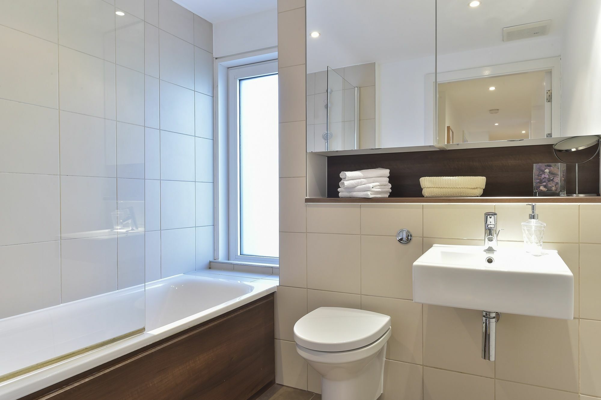 Tower Bridge Superior Apartment *