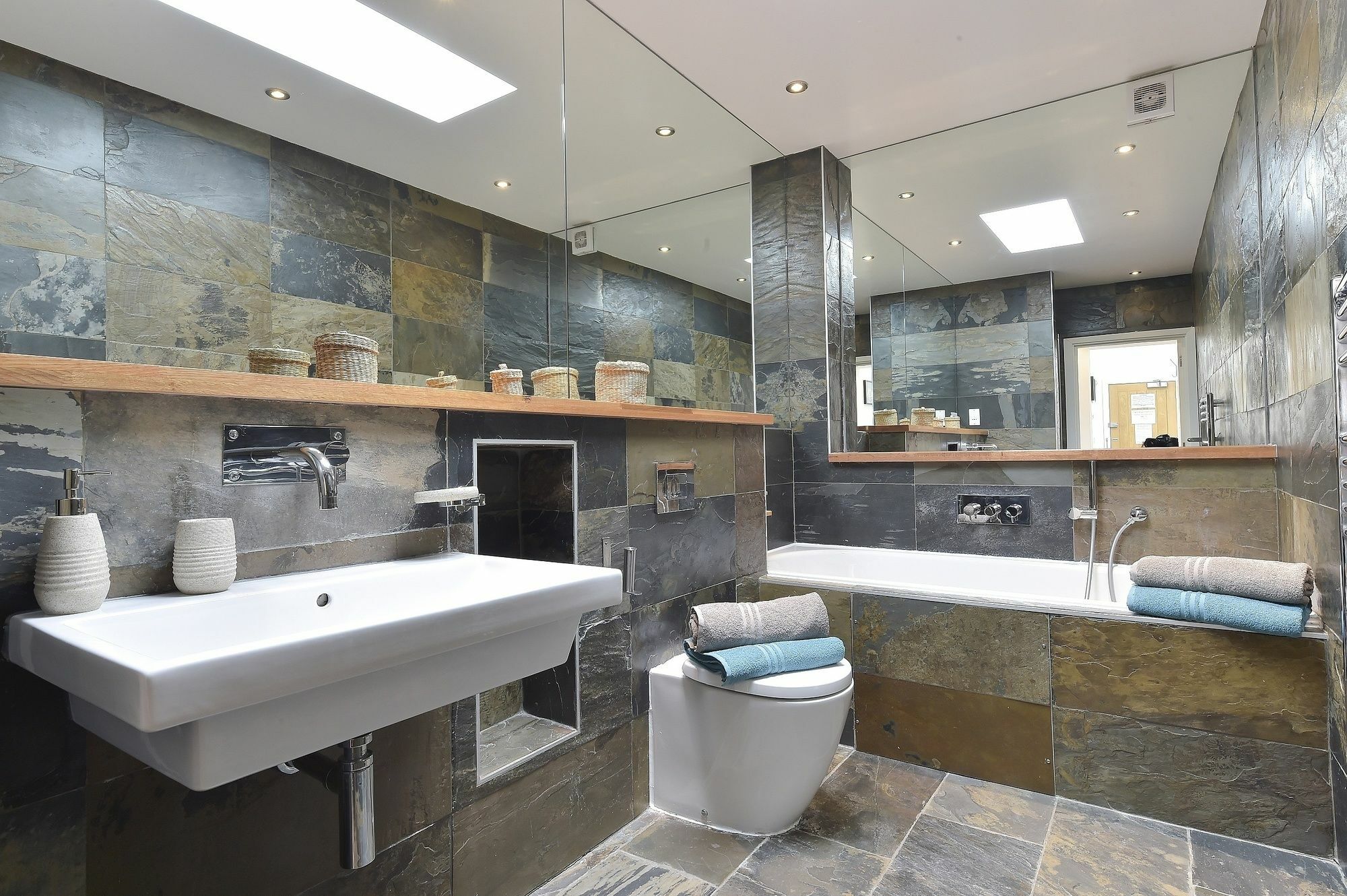 Tower Bridge Superior Apartment *