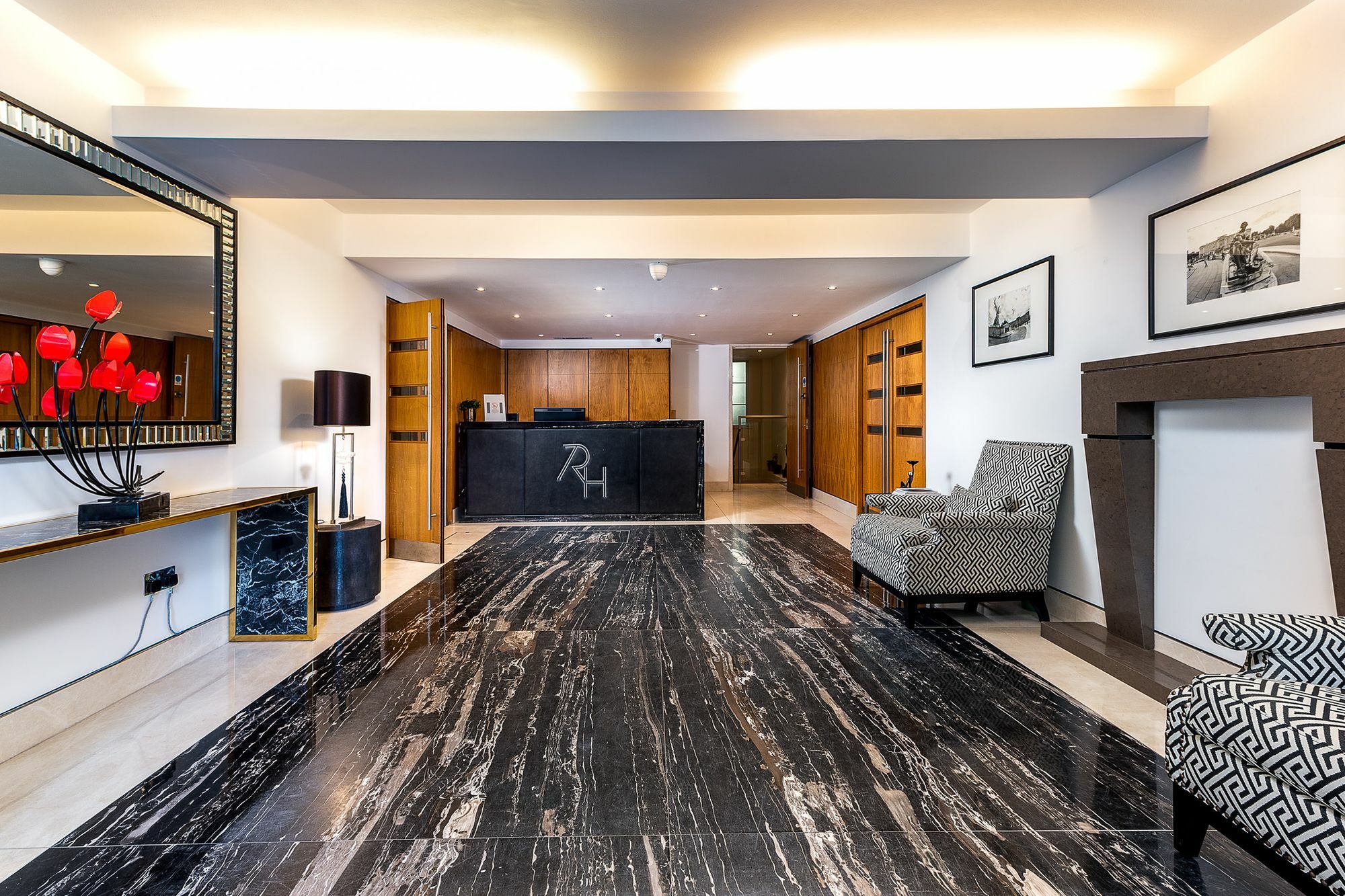 Apartahotel Roland House 3*