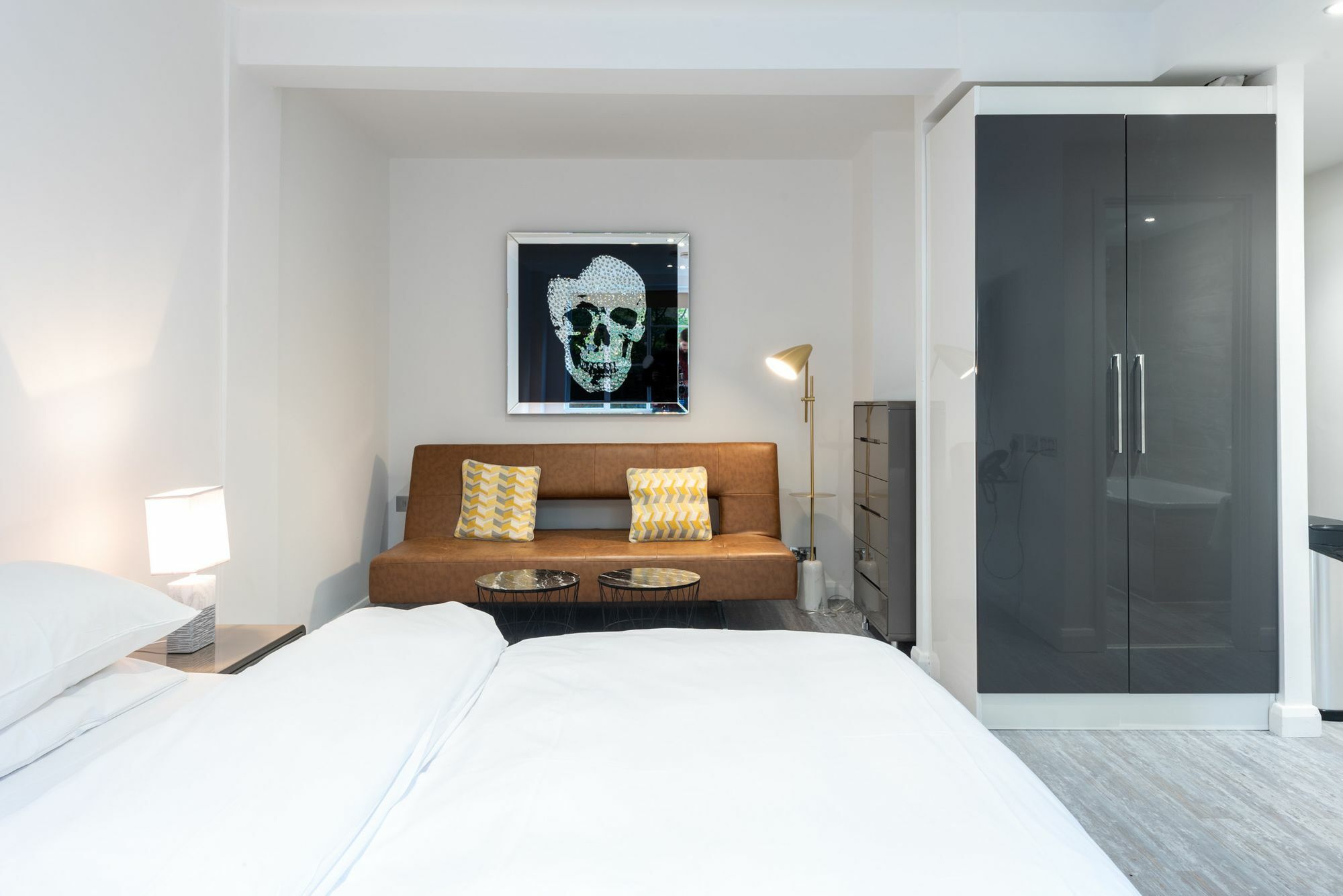Apartahotel Roland House