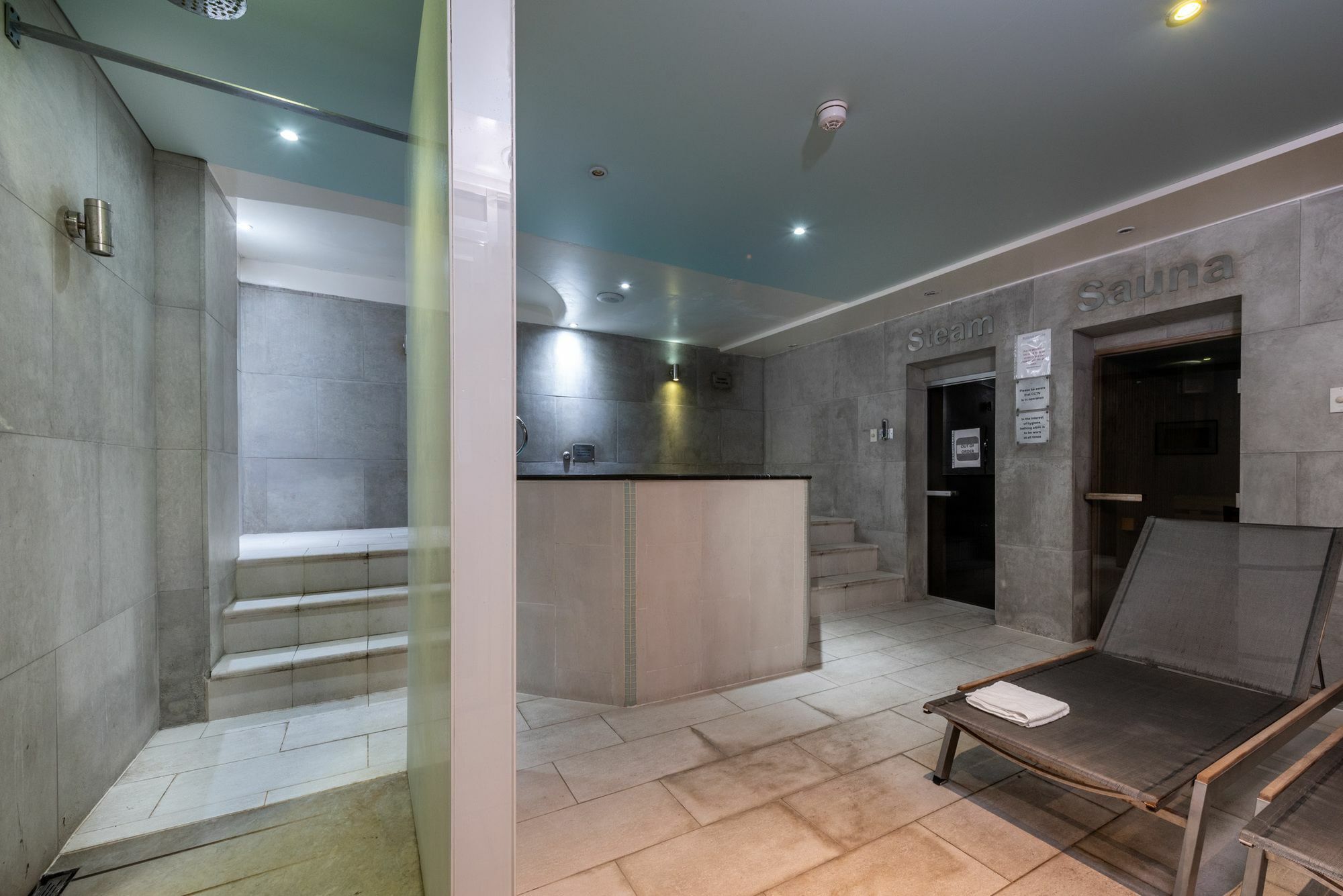 Apartahotel Roland House