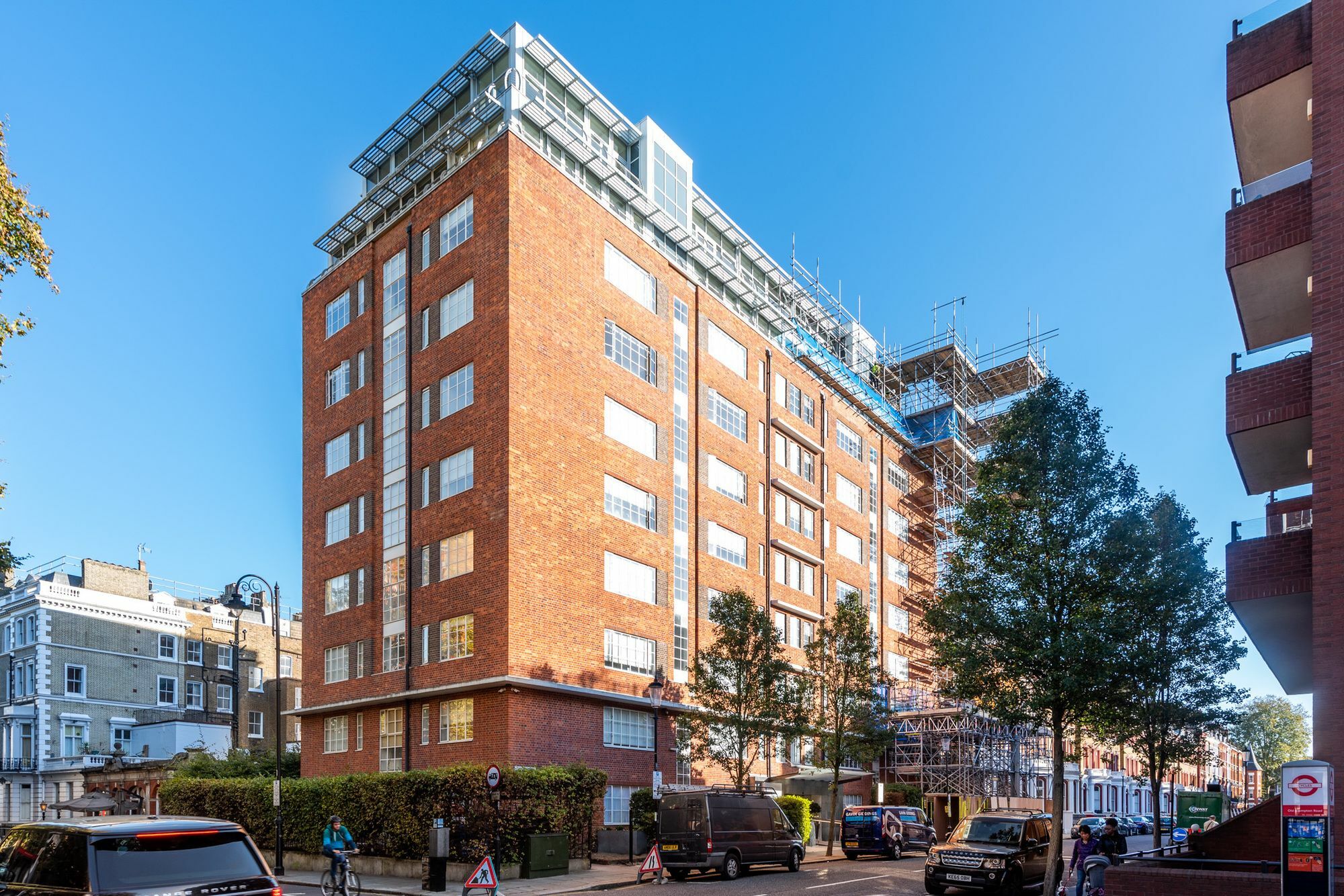 Apartahotel Roland House
