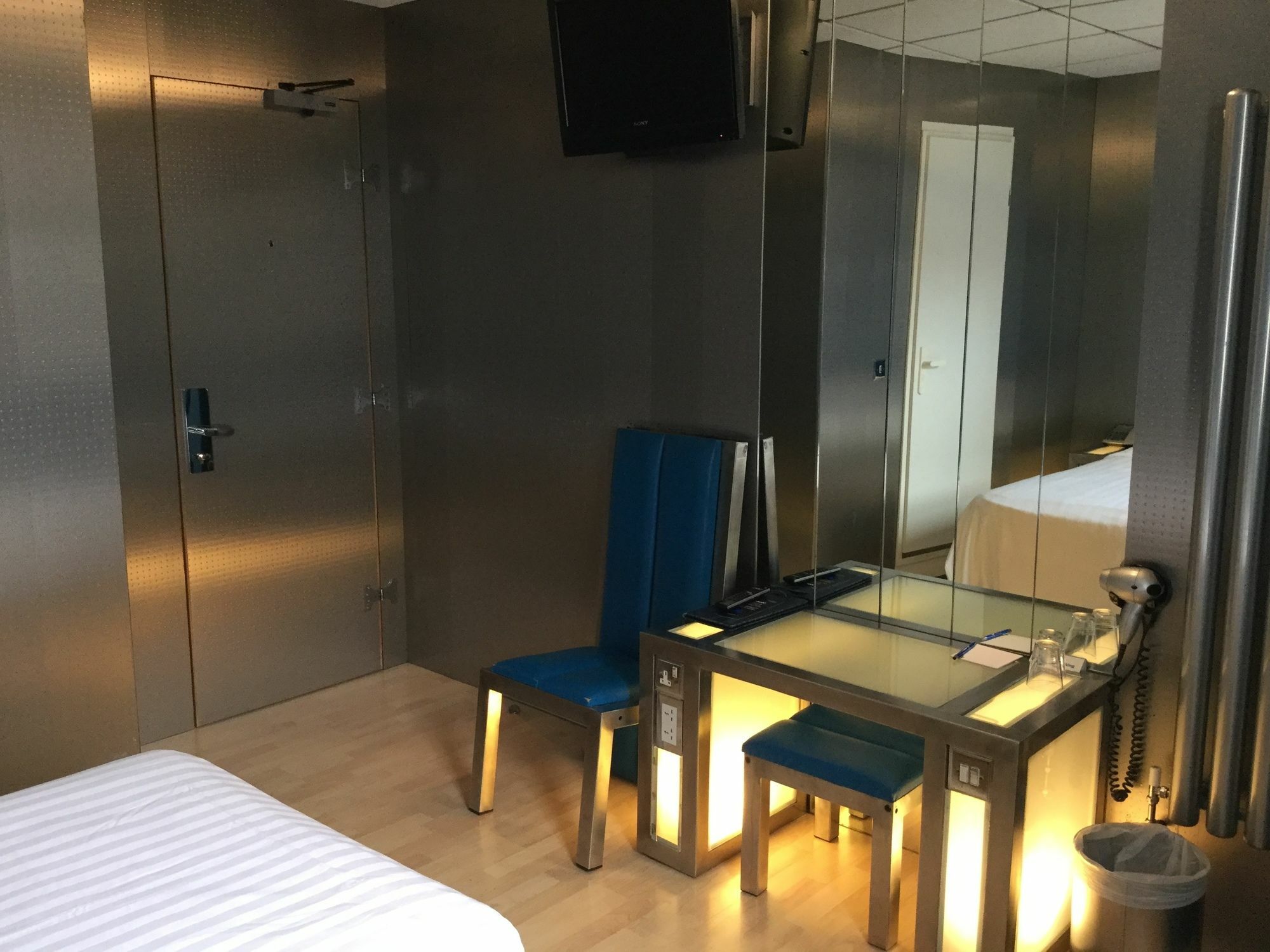 Stylotel Hotel Londres