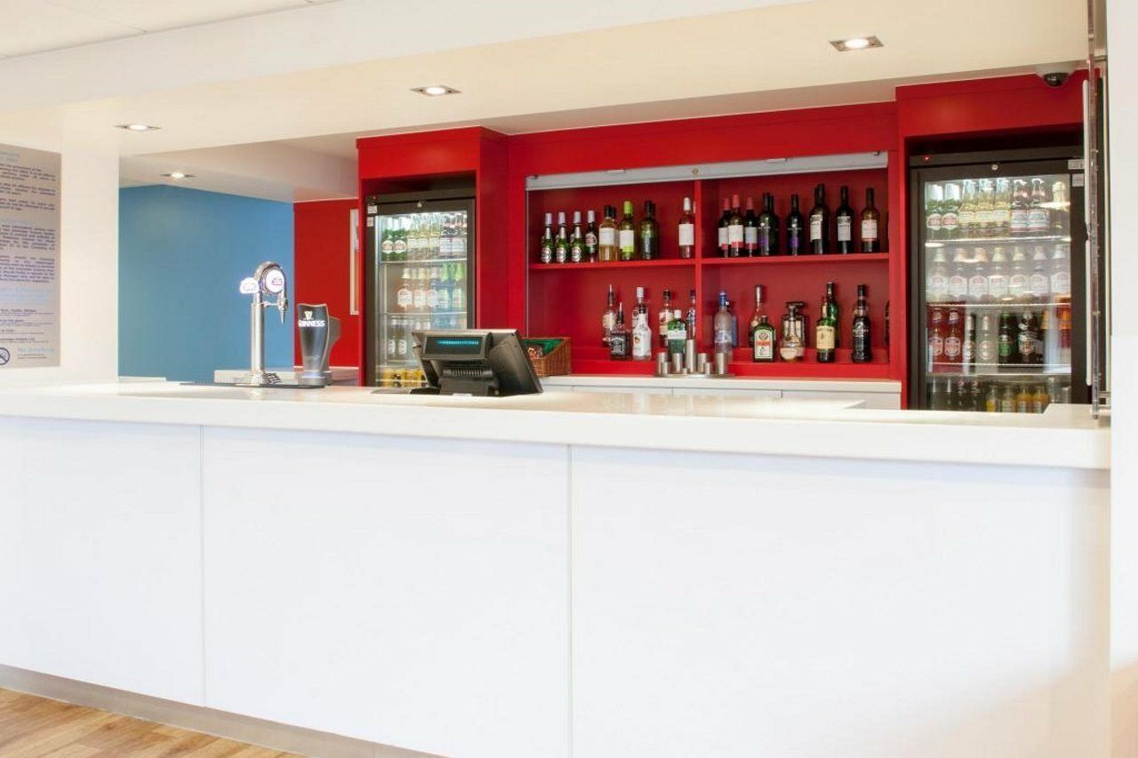 Travelodge Teddington 3* Londres