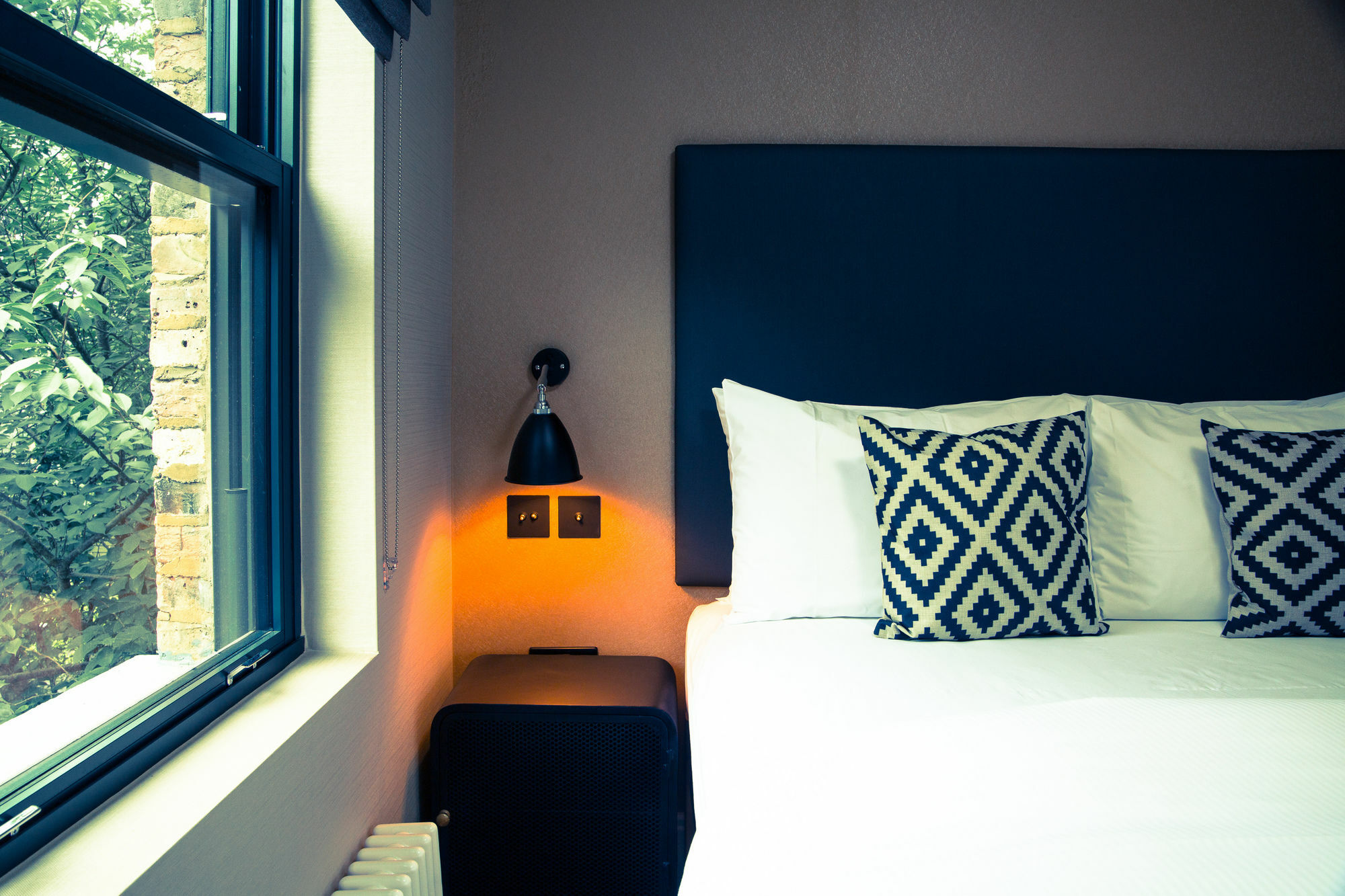 Room2 Hammersmith Hometel