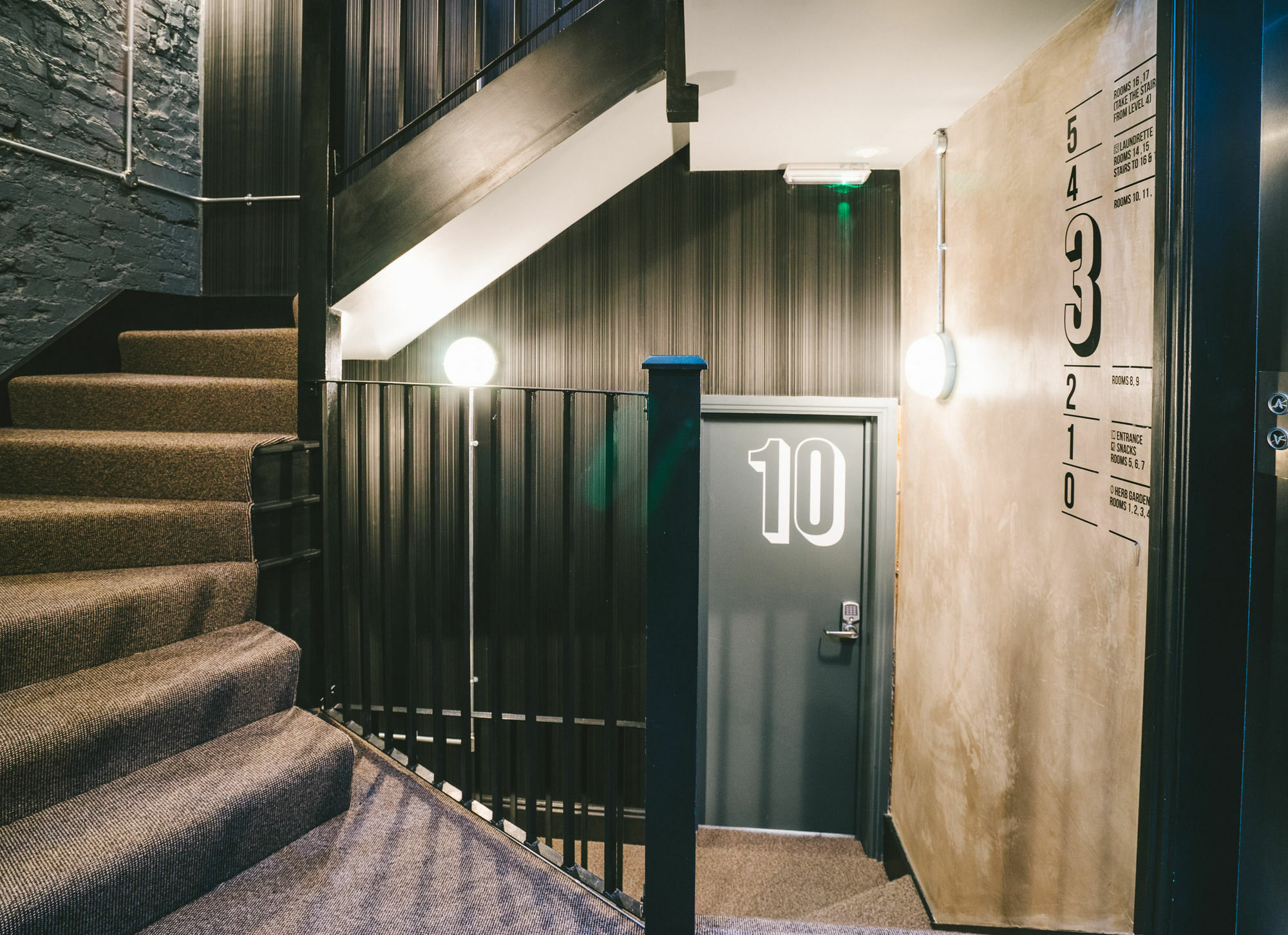 Room2 Hammersmith Townhouse Apart-hotel 4*