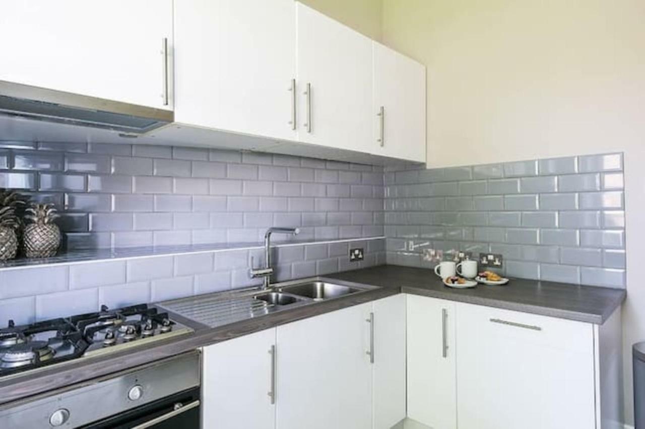 Apartamento Punk Hip - Plush 1-bed In Camden Town Londres