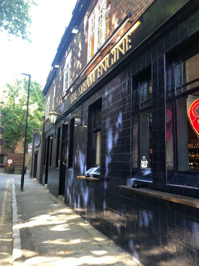 Hostal Publove @ The Steam Engine,waterloo Londres