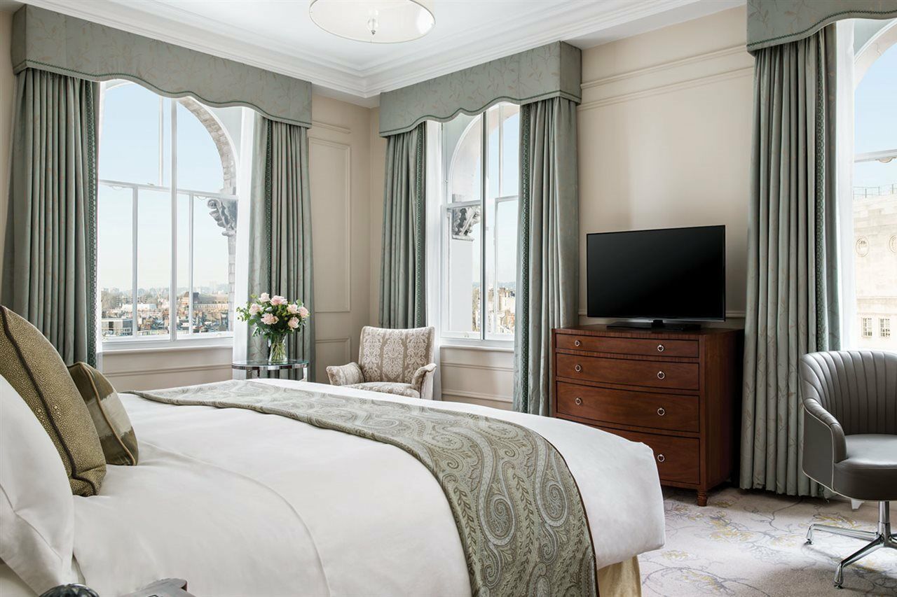 The Langham 5*