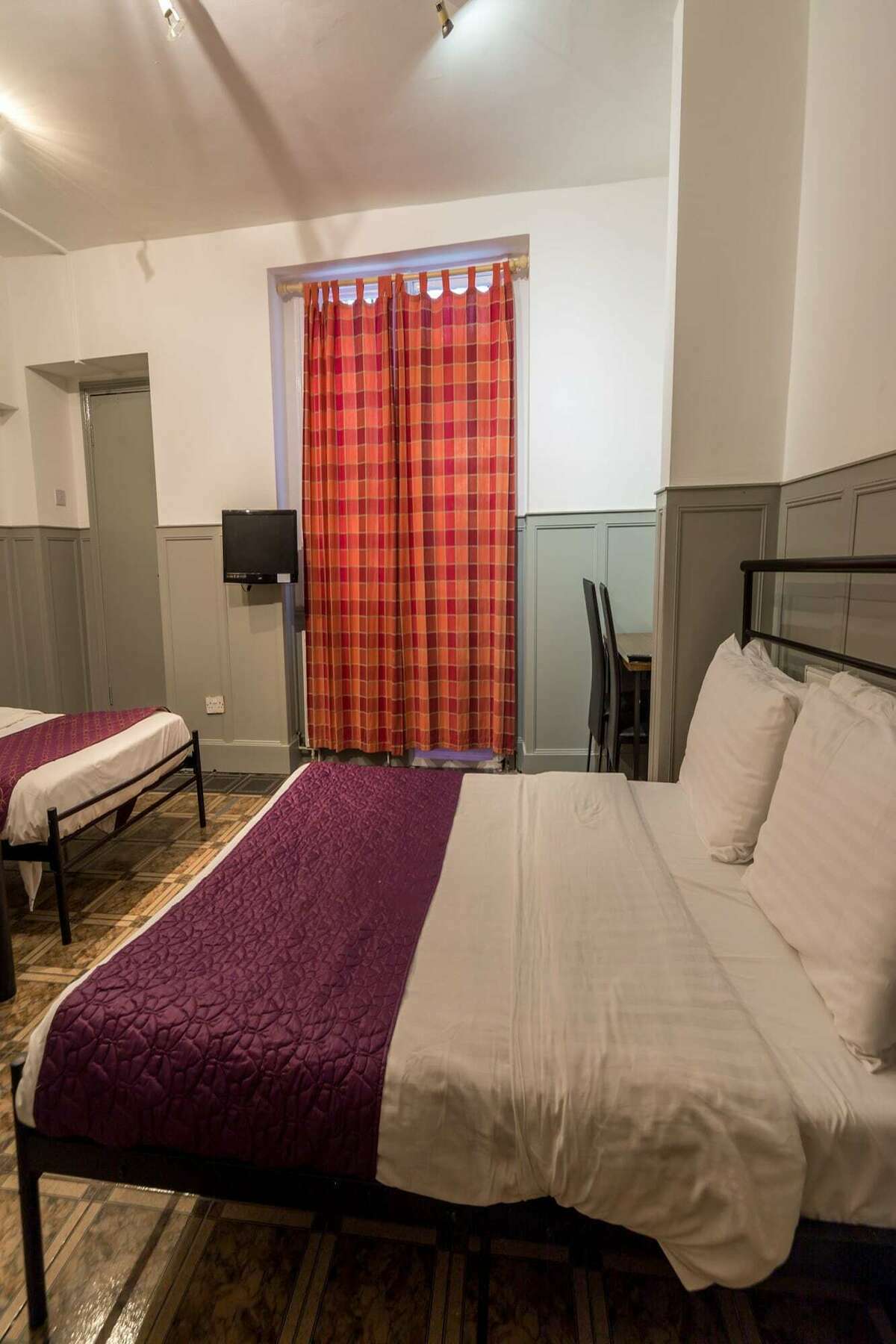 Oyo Kings Hotel 3*