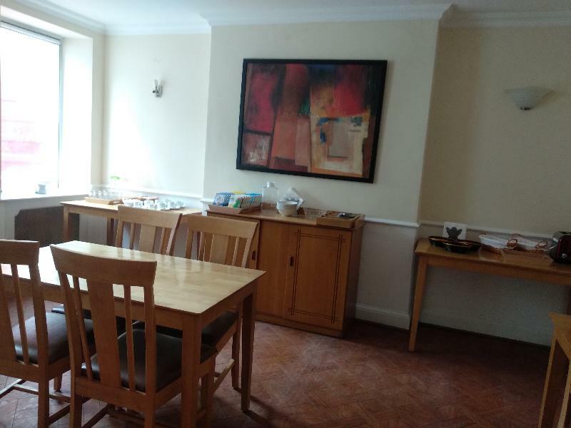Oyo 24 Sussex, Paddington 3* Londen