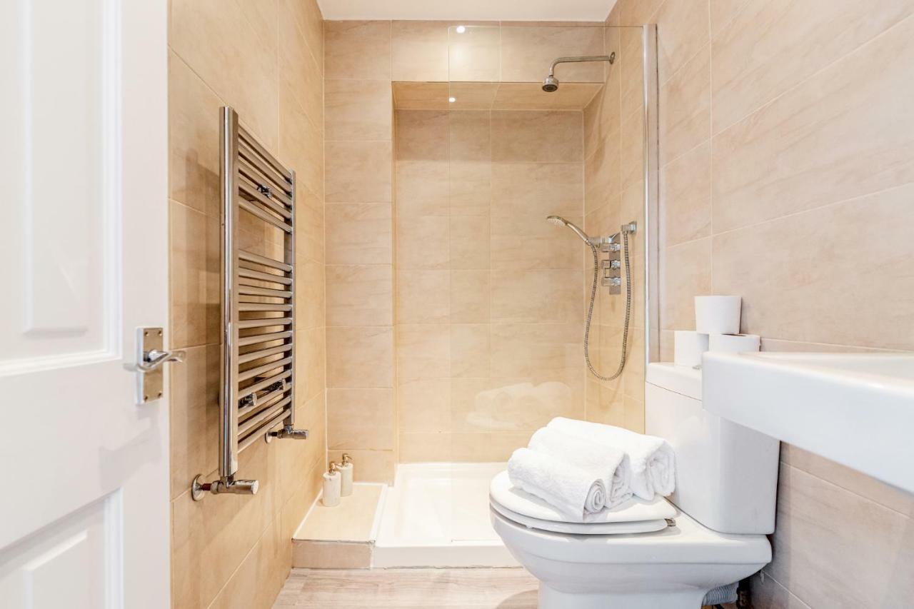 Bright & Spacious 4beds - Kensington High Street-olympia Apartamento