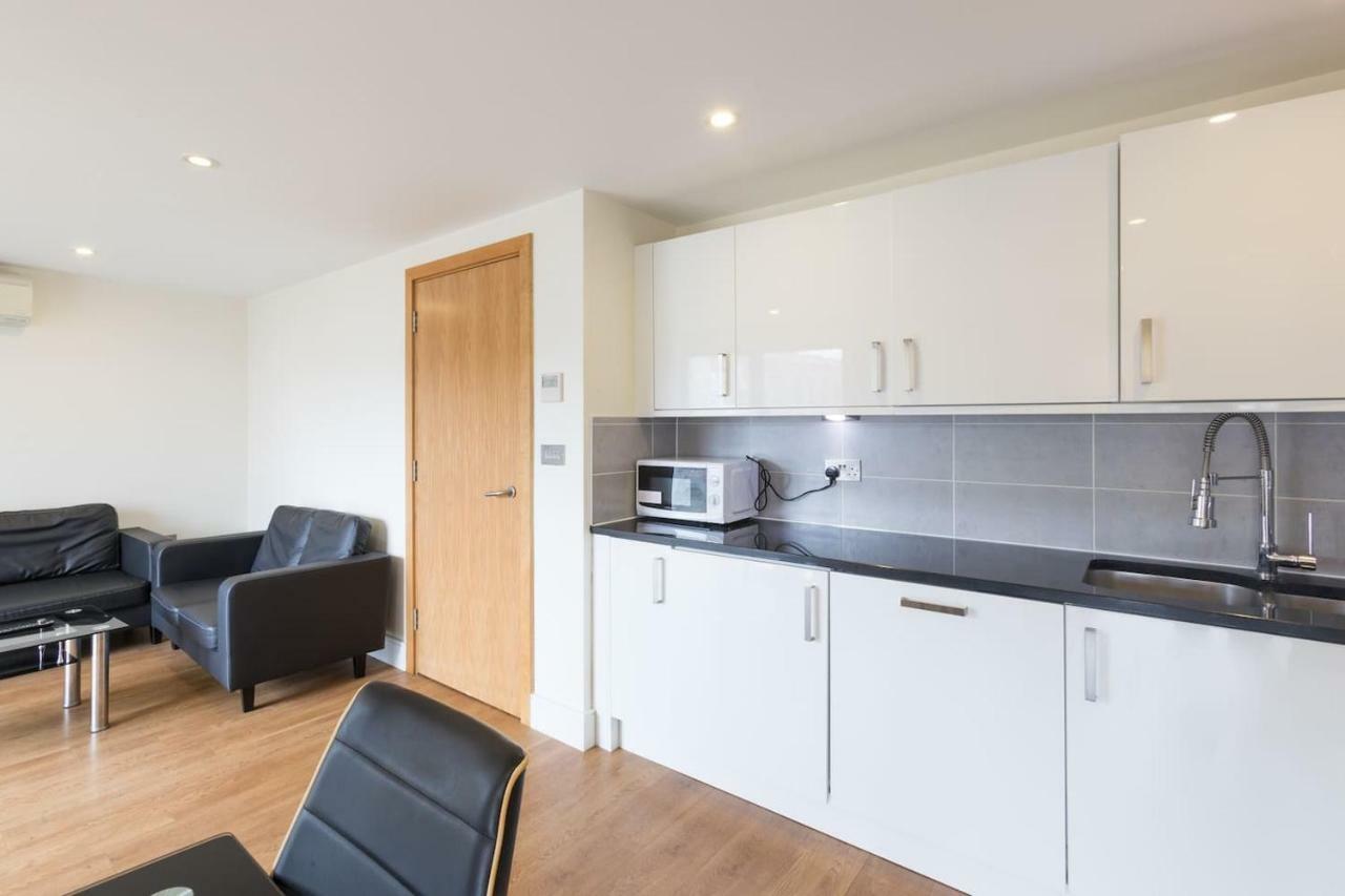 Apartamento Modern 2 Bed 2 Bath Hyde Park Londres