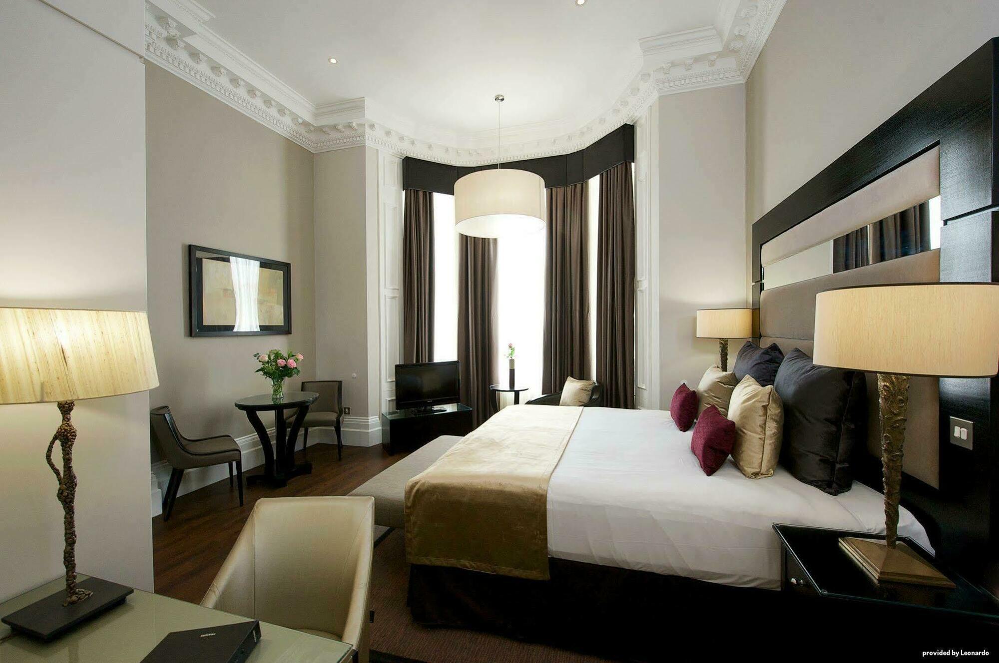 Apartahotel Fraser Queens Gate 4*