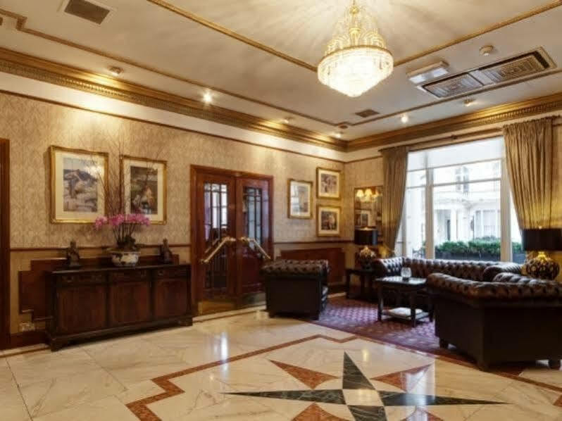 Hotel Berjaya Eden Park 3*