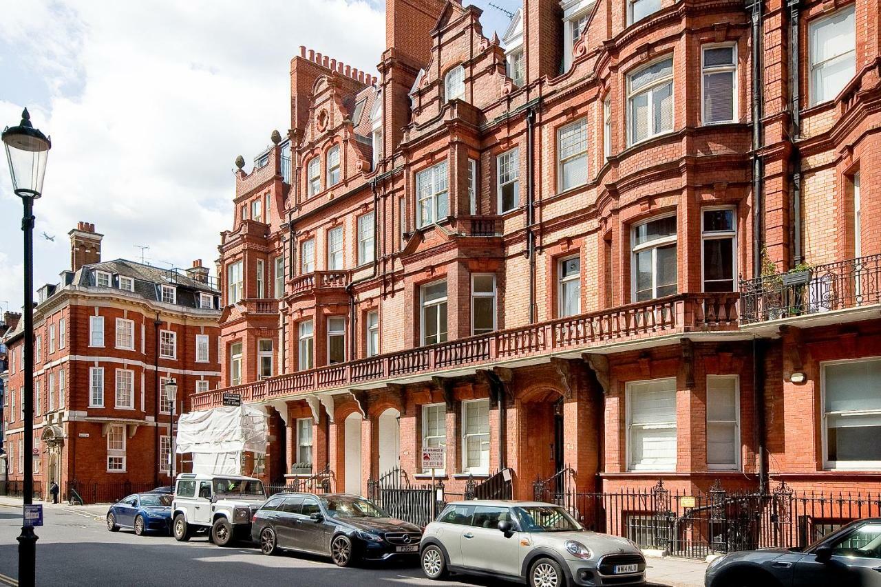 Sloane Square * London