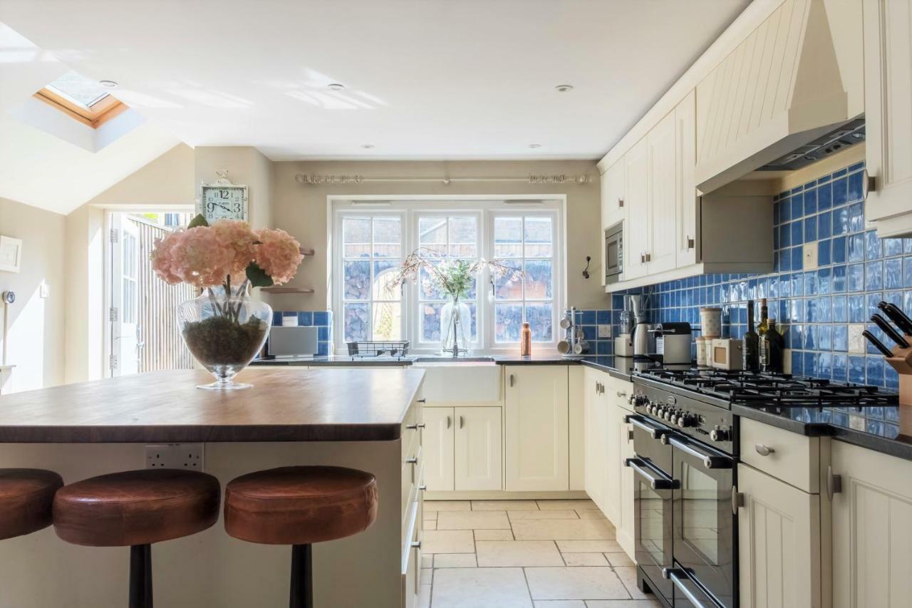 Hébergement de vacances Veeve - Beautiful Interiors On A Battersea Crescent