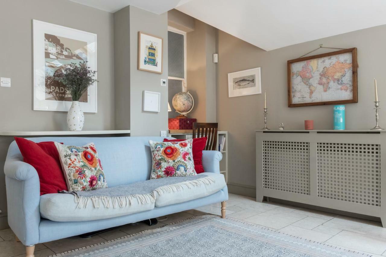 Veeve - Beautiful Interiors On A Battersea Crescent Londres