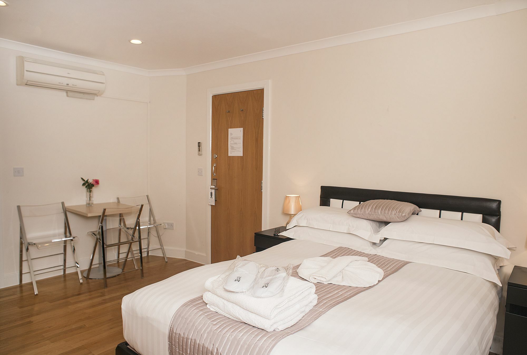 1 Craven Hill Gardens Apart-hotel 4*