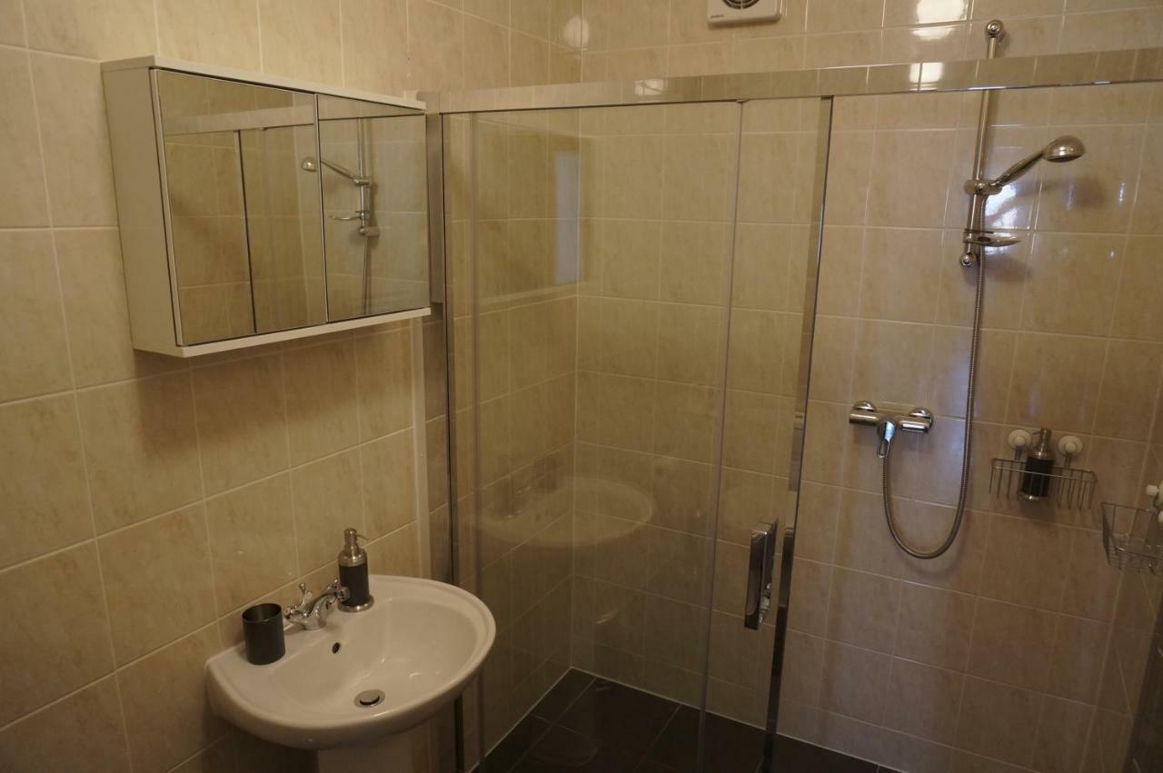 Wembley Homestay Quarto em Acomodações Particulares