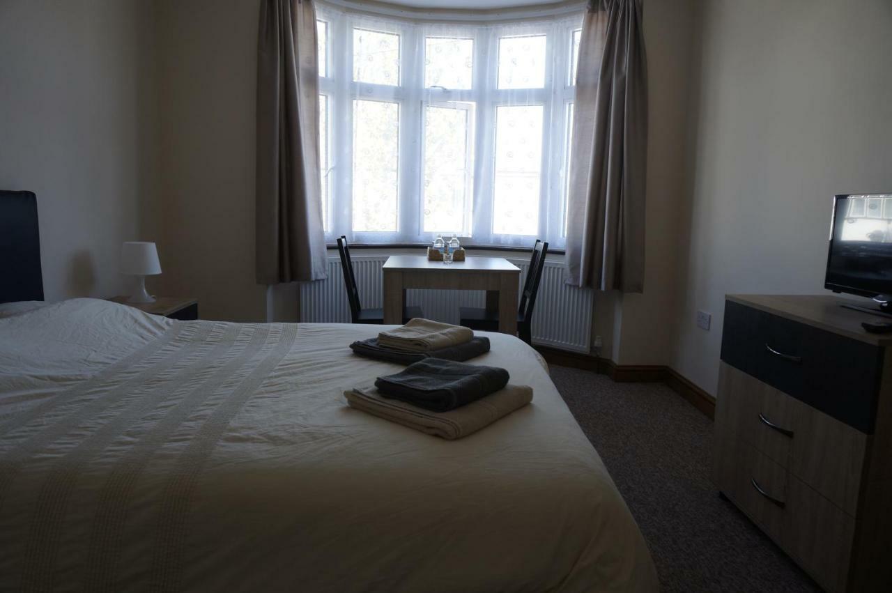 Wembley Homestay Quarto em Acomodações Particulares Londres