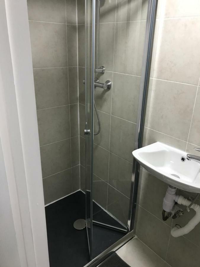 City Central Apartment *