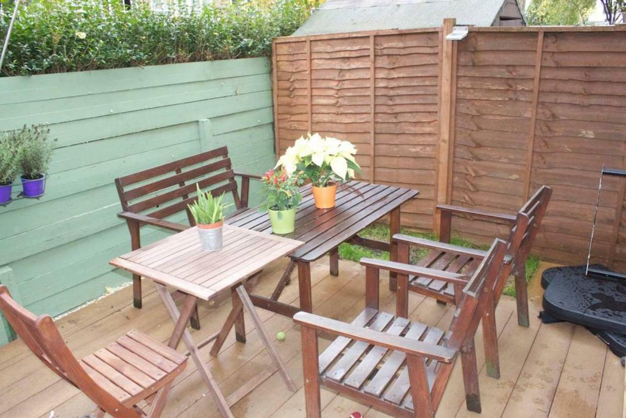 Brecknock Road House *