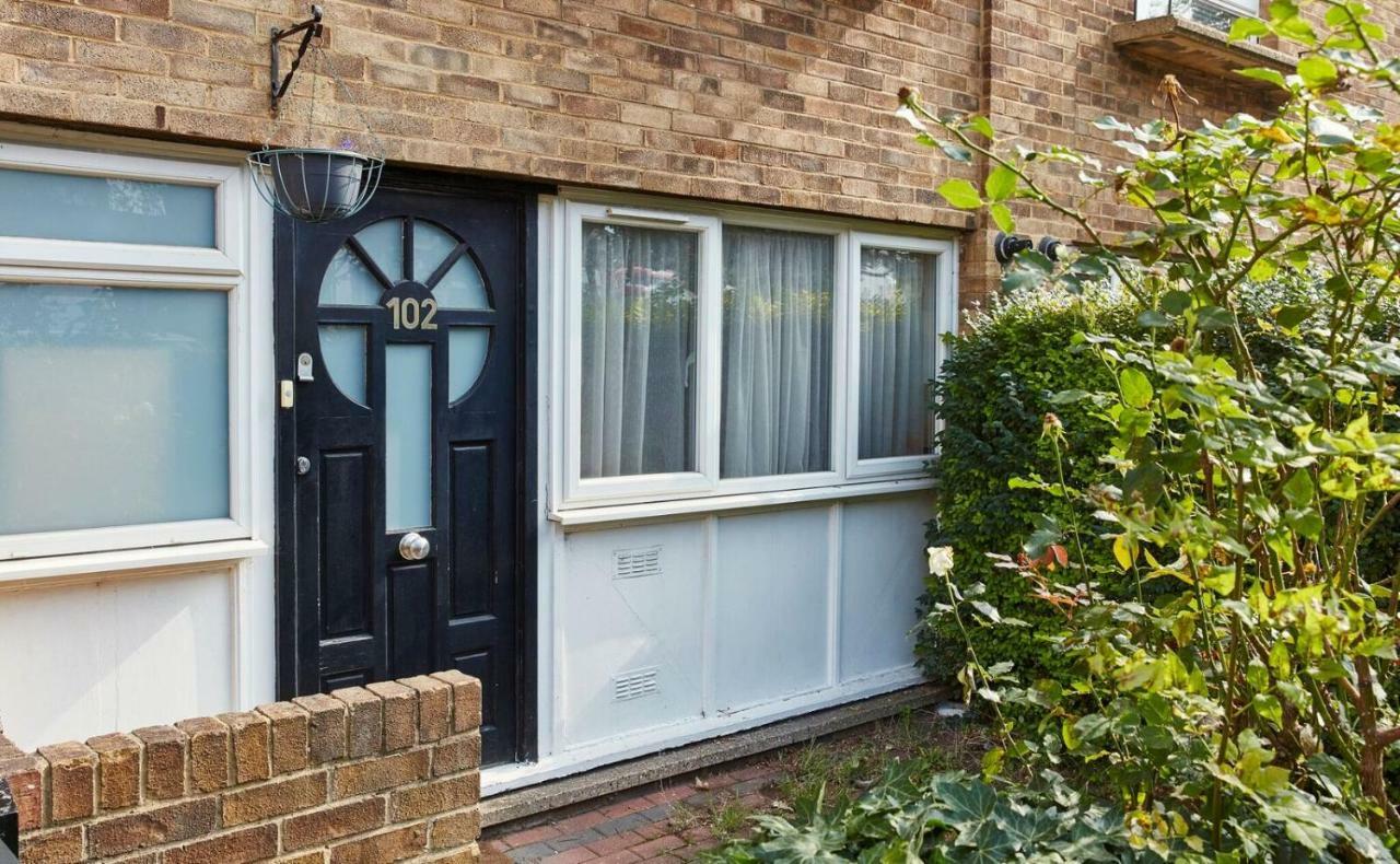 Brecknock Road House Holiday home *