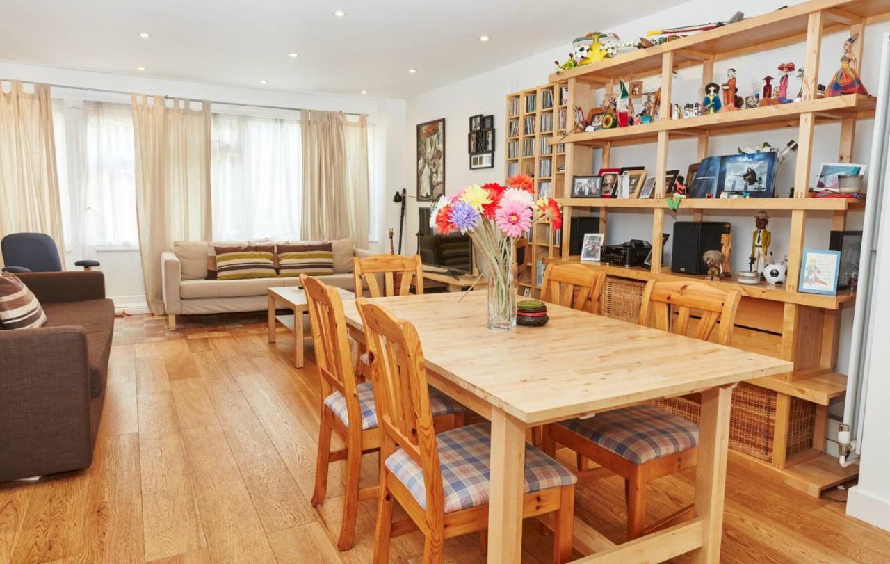 Brecknock Road House * London