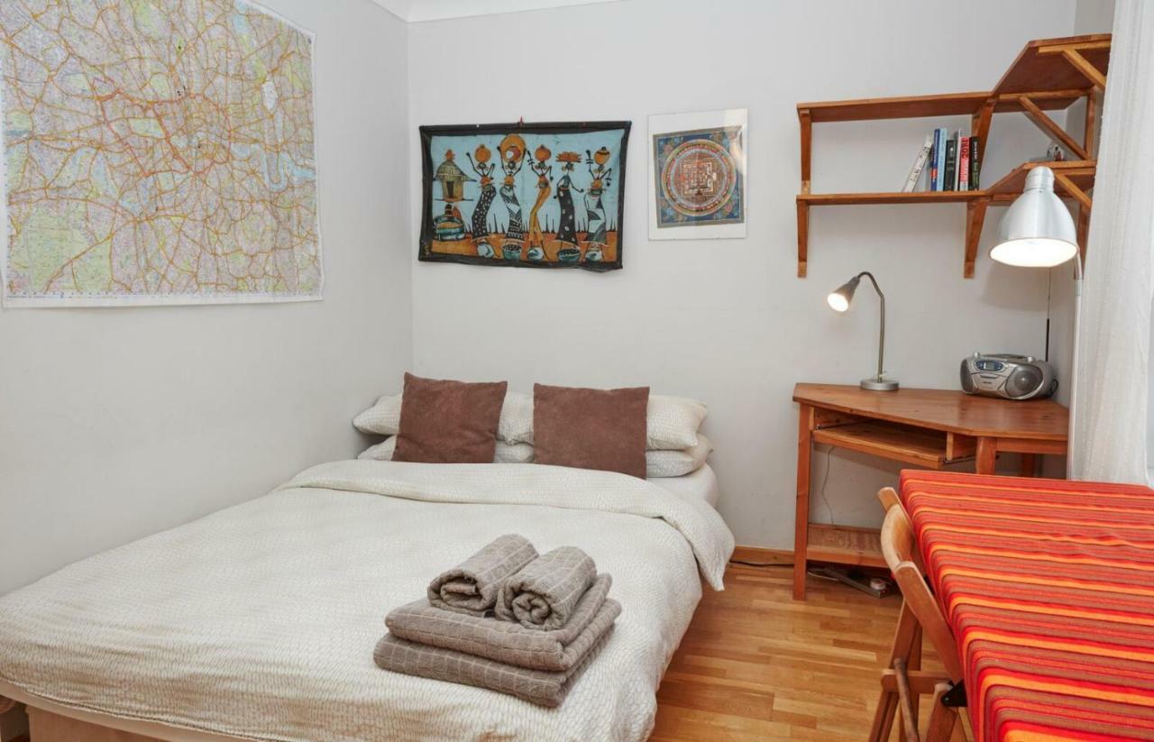 Holiday home Brecknock Road House