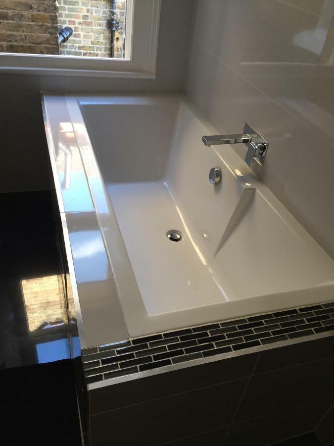 Apartment Stunning 2 Bed Flat Shepherds Bush *
