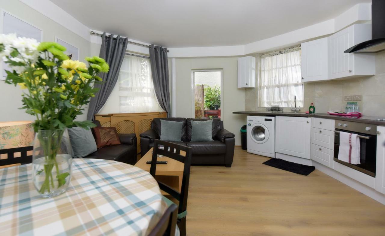 Gloucester Gardens Apartment London
