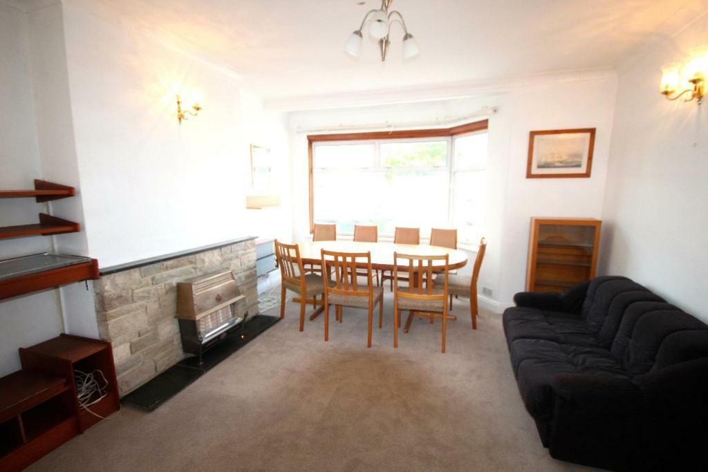 Hill Crescent Guest house London