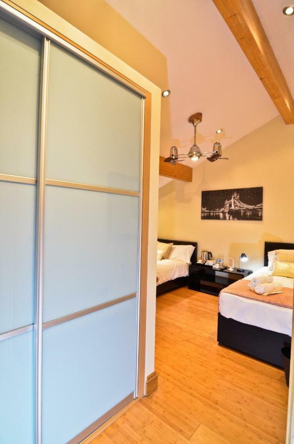 Thames View House Surrey Quays 3*