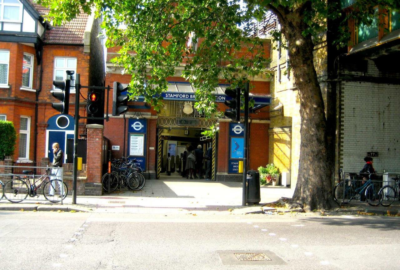 Ravenscourt Gardens Apartment *
