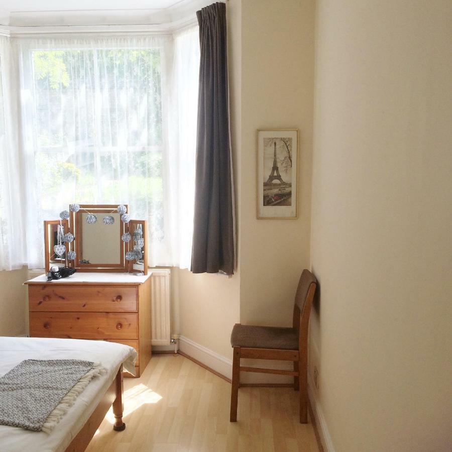 Spacious West 2 Bedroom Apartamento