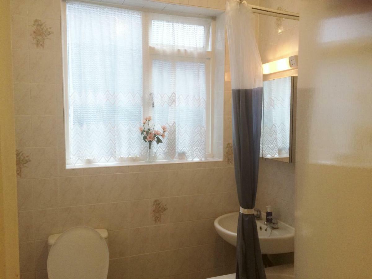 Spacious West 2 Bedroom Apartamento