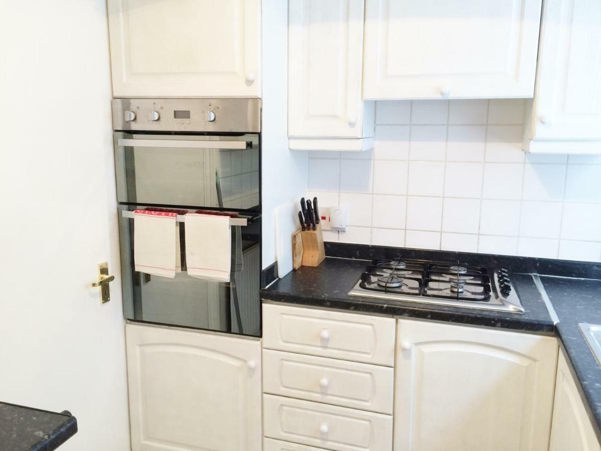 Spacious West 2 Bedroom Apartamento