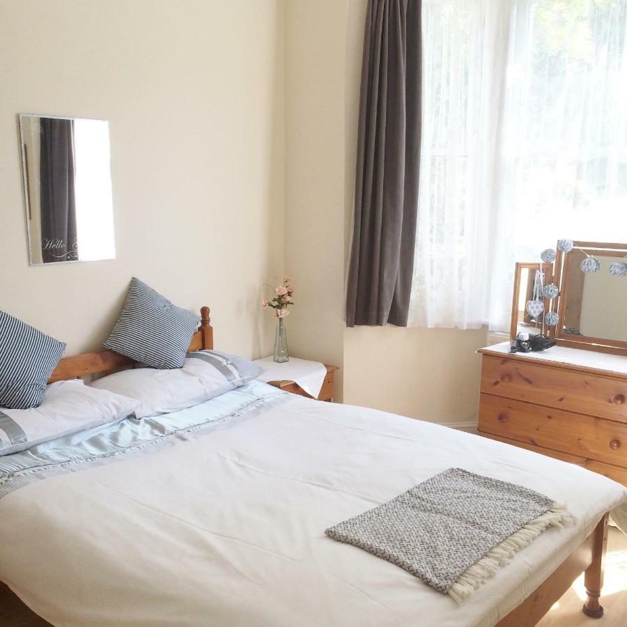 Spacious West 2 Bedroom * Londres