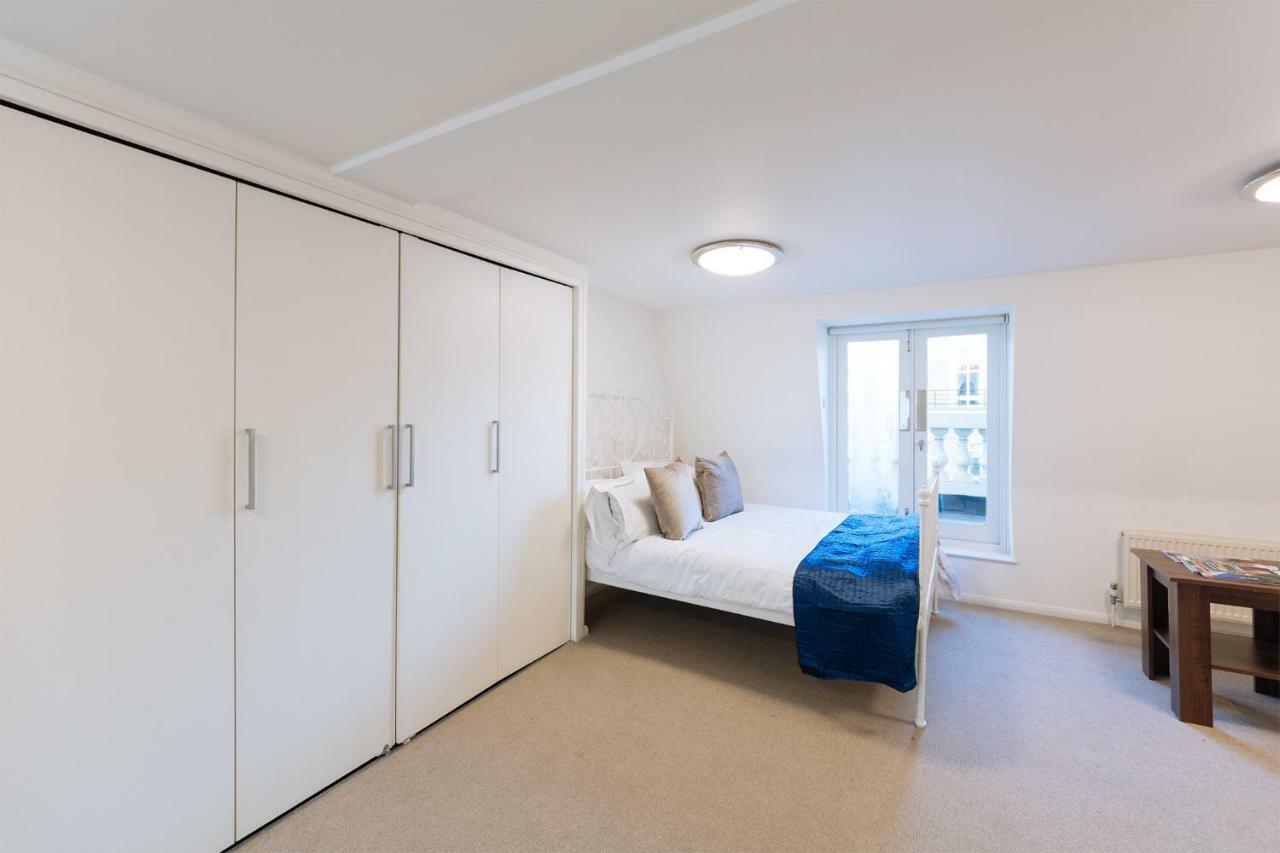 Gasthuis Mayfair 4*