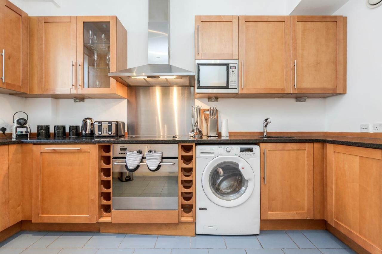 Outstanding Trafalgar Penthouse, Sleeps 8 Londres