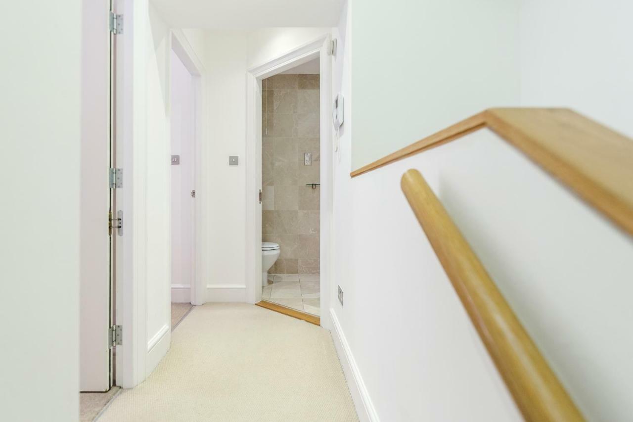 Apartment Outstanding Trafalgar Penthouse, Sleeps 8