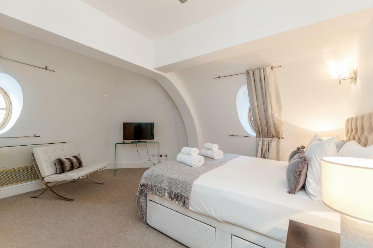 Apartamento Outstanding Trafalgar Penthouse, Sleeps 8