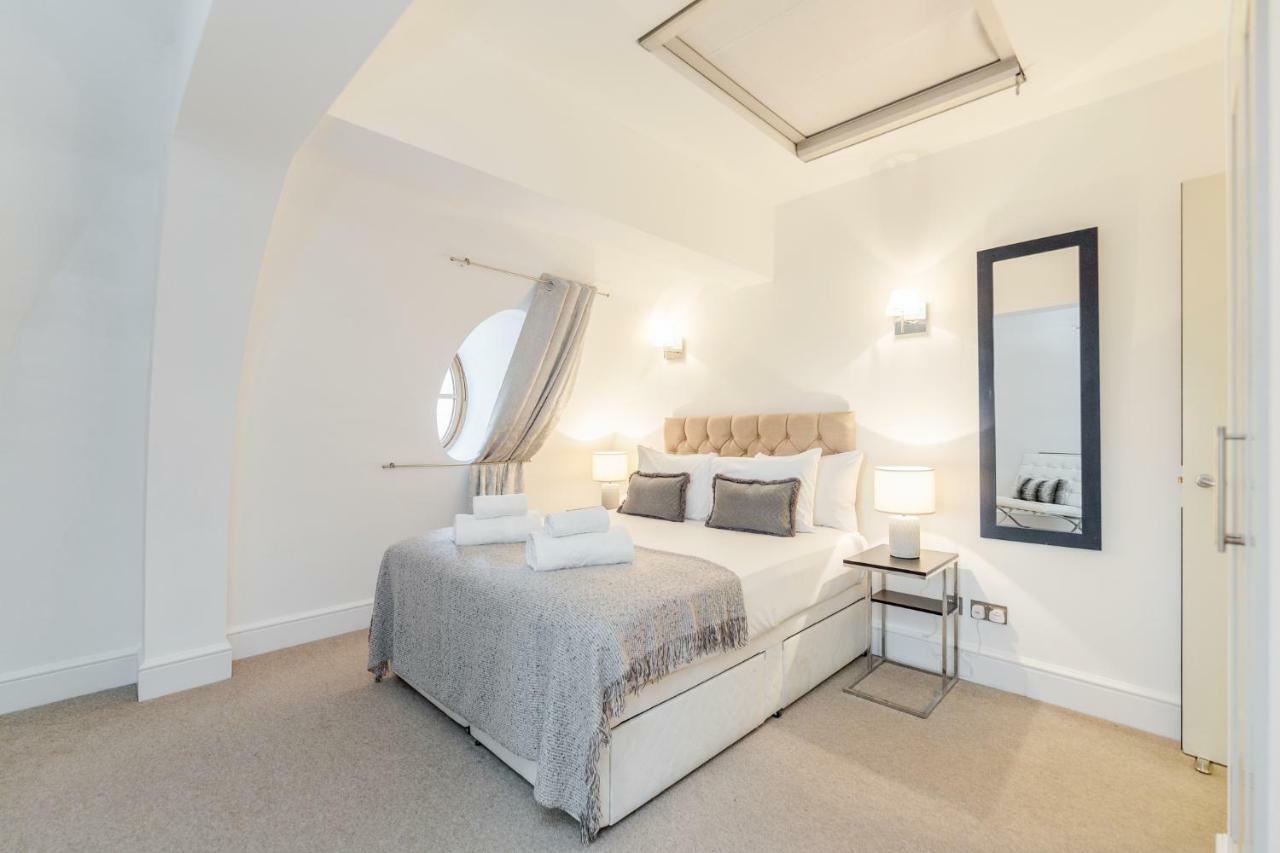 Outstanding Trafalgar Penthouse, Sleeps 8 Apartamento *