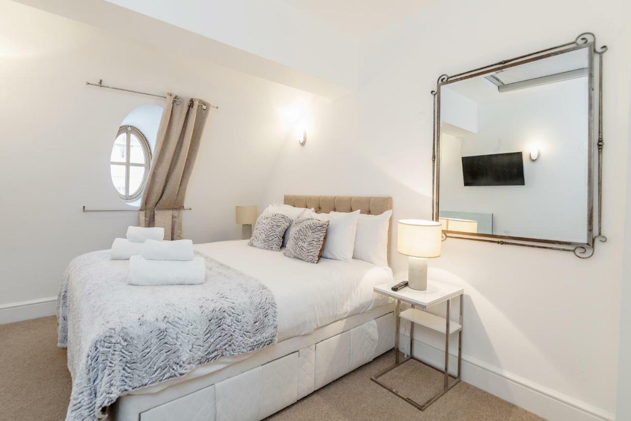 Apartamento Outstanding Trafalgar Penthouse, Sleeps 8 Londres