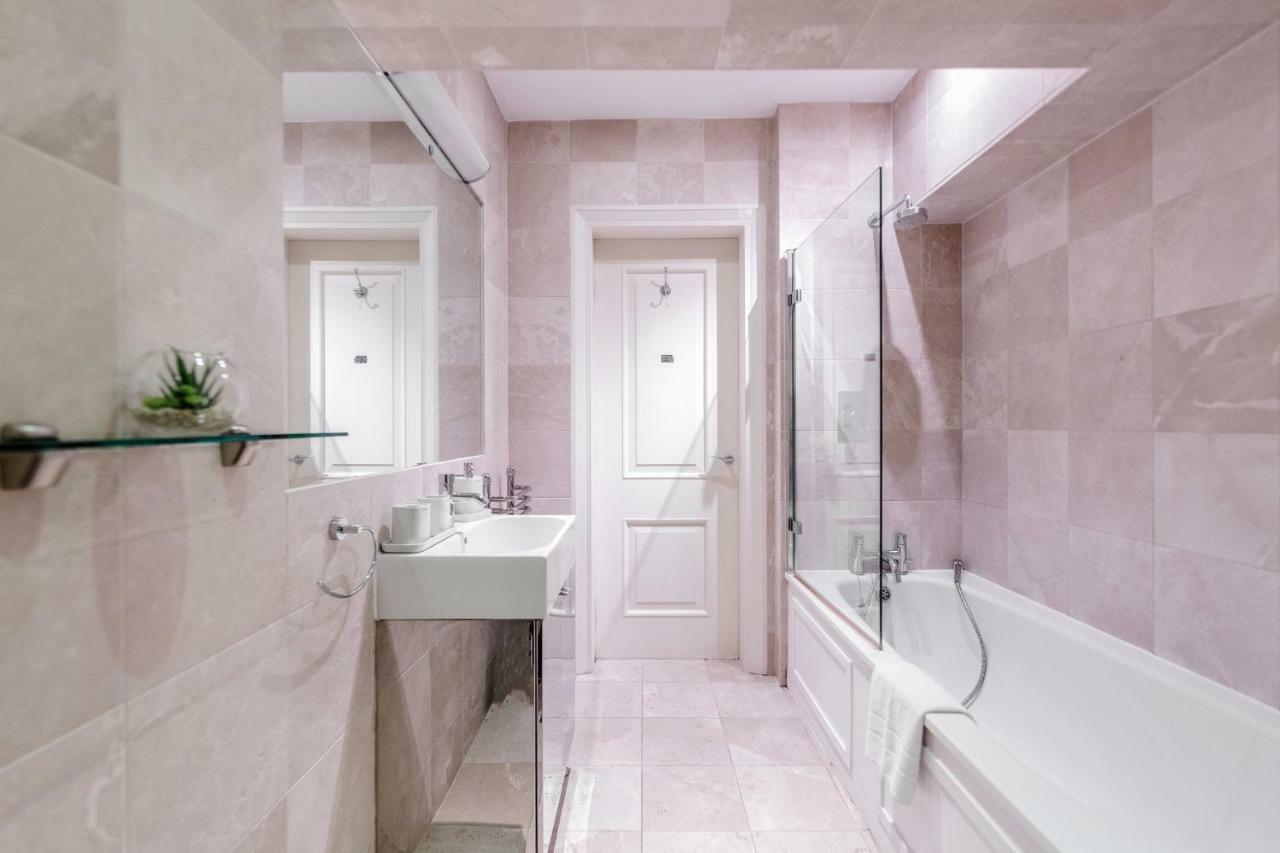 Outstanding Trafalgar Penthouse, Sleeps 8 Apartamento