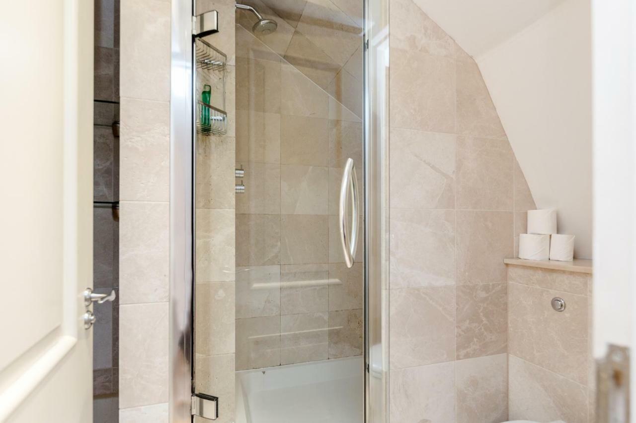 Outstanding Trafalgar Penthouse, Sleeps 8 Apartamento