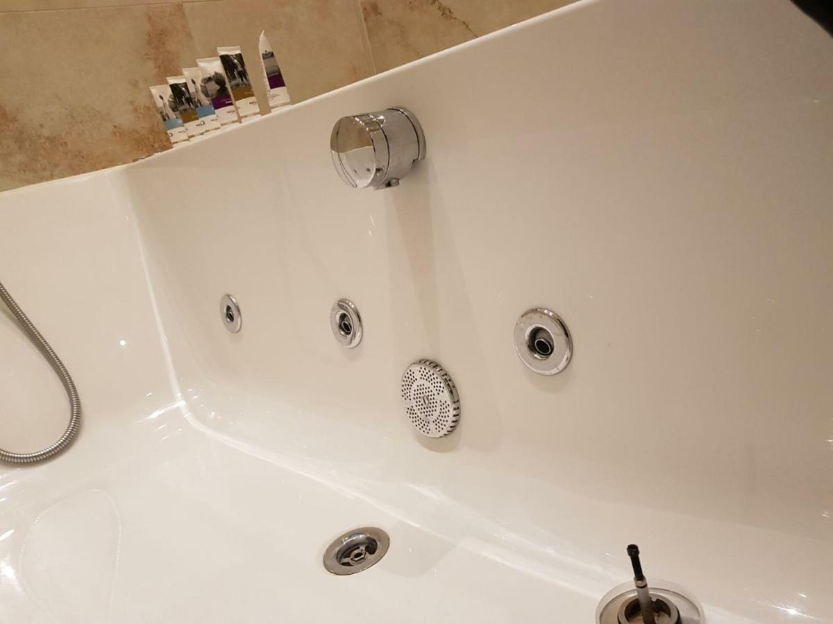 Apartamento Heart Of Knightsbridge - Stunning Air Conditioned - 1 Minute Walk From Harrods Londres